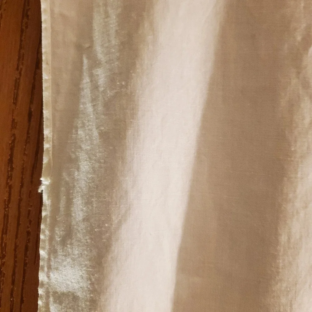 Table Linen Topper Vintage White Cotton Eyelet Lace 41.5